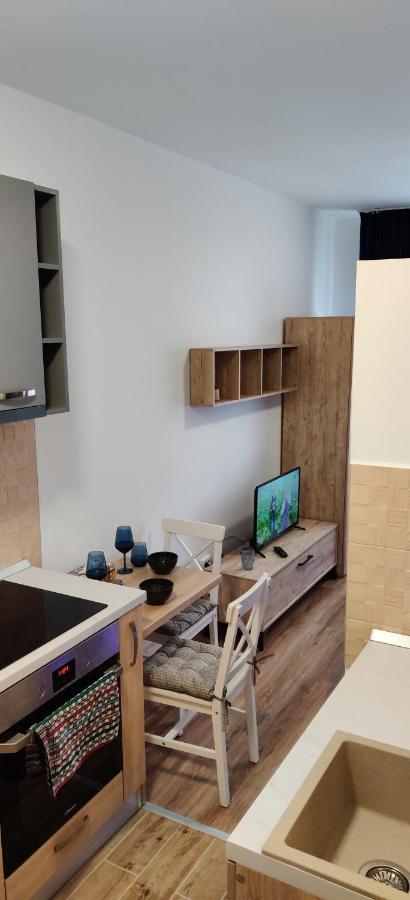 Marius Studio Brasov Bagian luar foto